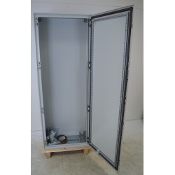 Armoire Electrique Monobloc Porte Pleine