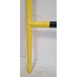 Barrière de Sécurité Monobloc à Sceller Longueur 2m Tube Ø59mm Jaune et Noir pas cher.