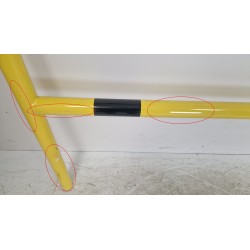 Barrière de Sécurité Monobloc à Sceller Longueur 2m Tube Ø59mm Jaune et Noir pas cher.